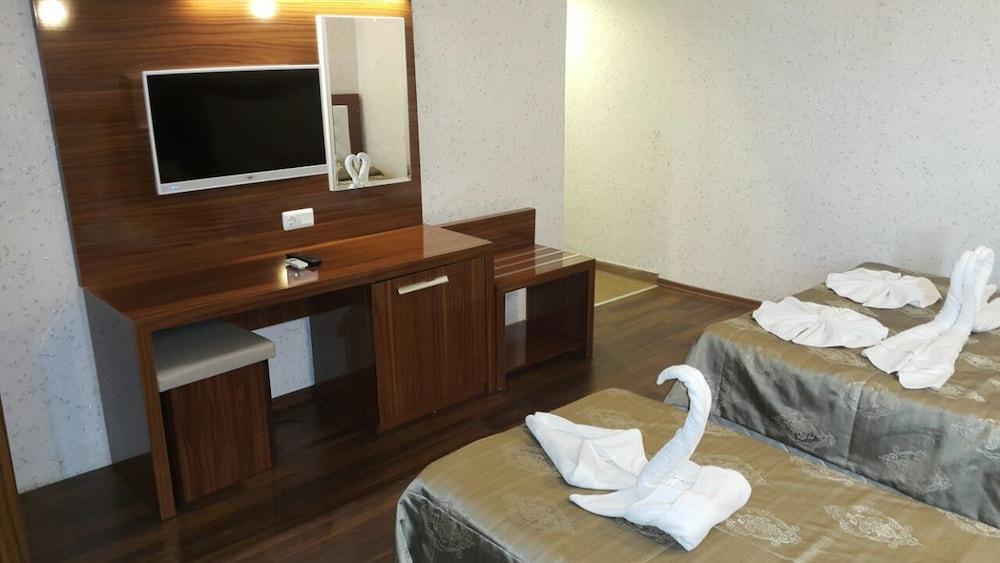 Club Bayar Beach Hotel Alanya Buitenkant foto