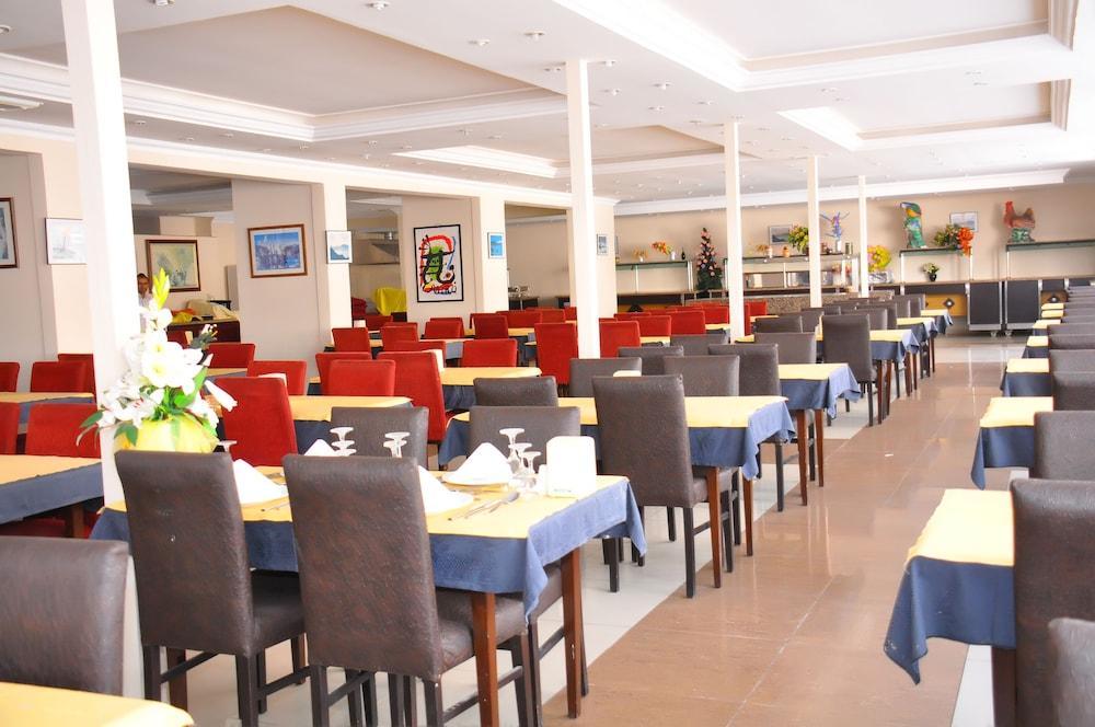 Club Bayar Beach Hotel Alanya Buitenkant foto