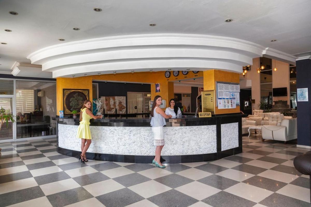 Club Bayar Beach Hotel Alanya Buitenkant foto