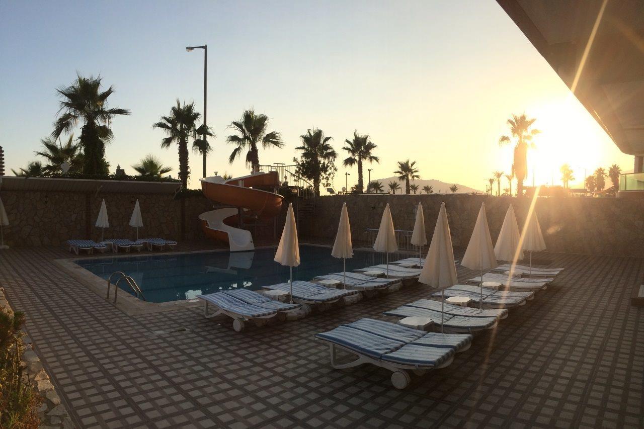 Club Bayar Beach Hotel Alanya Buitenkant foto